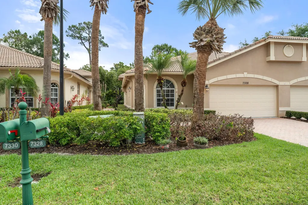 7328 Sea Pines Court Port St Lucie FL 34986