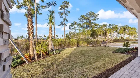9695 St Germain Drive Palm Beach Gardens FL 33412