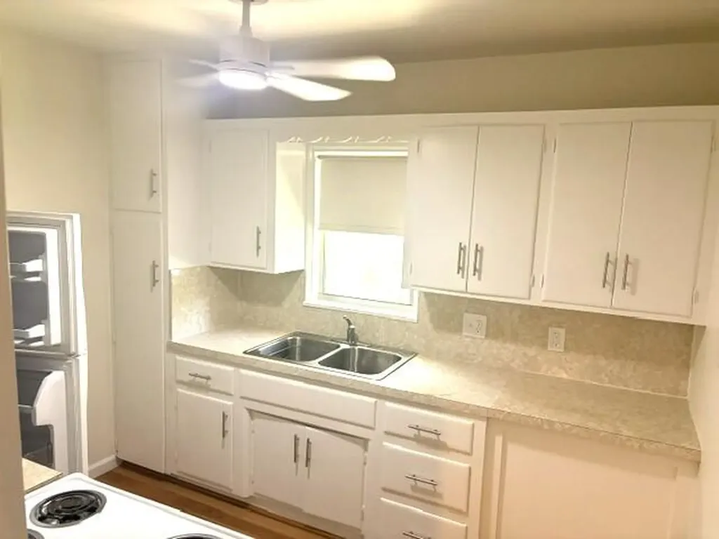 44 SW 5th Street Dania Beach FL 33004