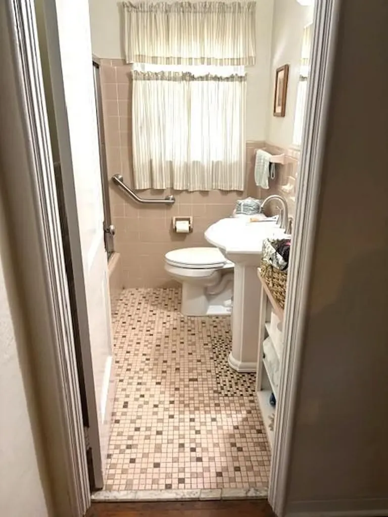 44 SW 5th Street Dania Beach FL 33004