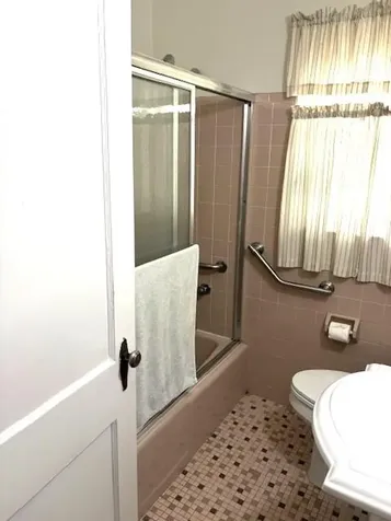44 SW 5th Street Dania Beach FL 33004