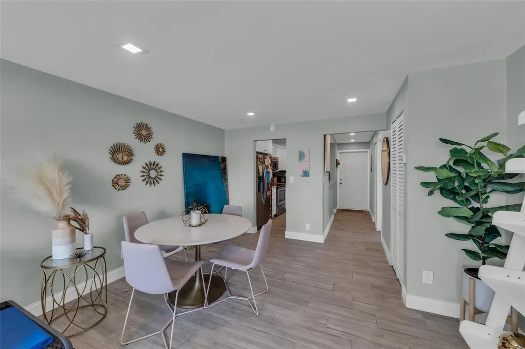 611 NE 14th Avenue Fort Lauderdale FL 33304