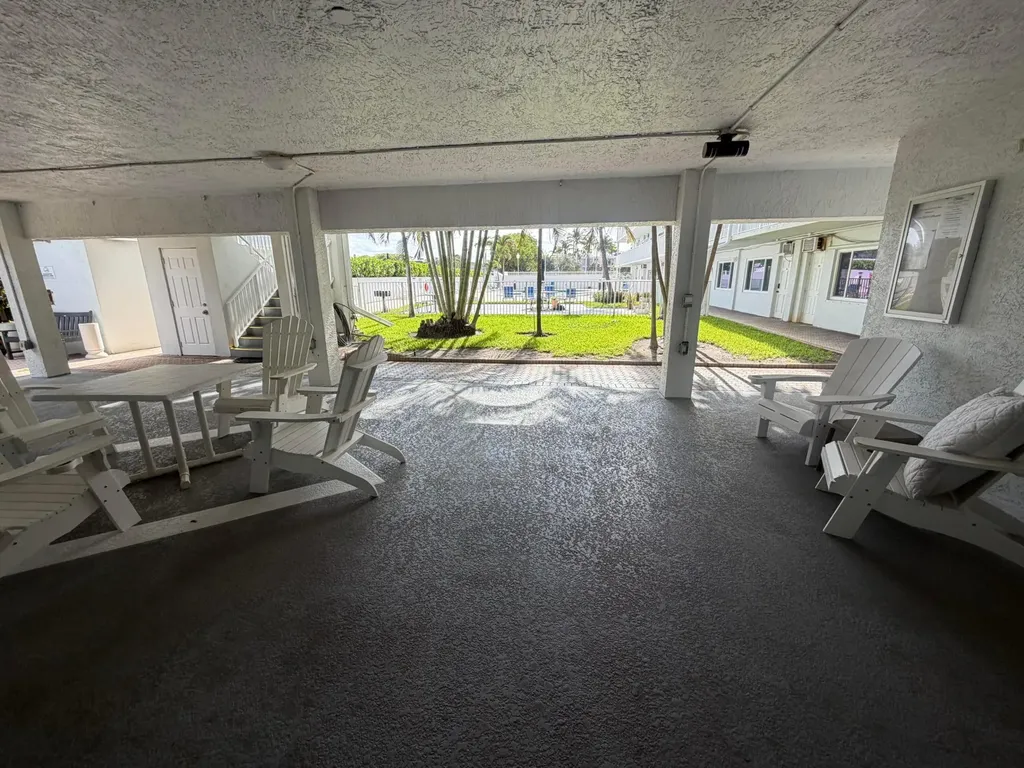 1480 S Ocean Boulevard Lauderdale By The Sea FL 33062
