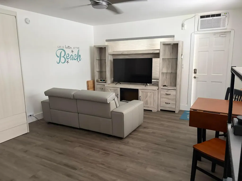 1480 S Ocean Boulevard Lauderdale By The Sea FL 33062