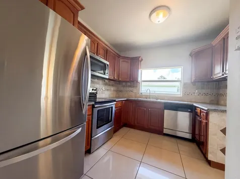 453 N Deerfield Avenue Deerfield Beach FL 33441