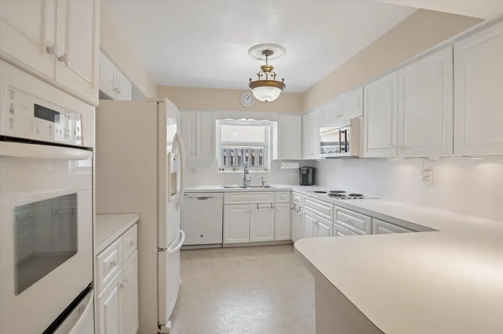 611 SE 11th Street Pompano Beach FL 33060