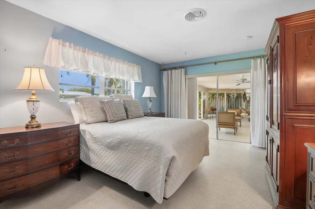 611 SE 11th Street Pompano Beach FL 33060