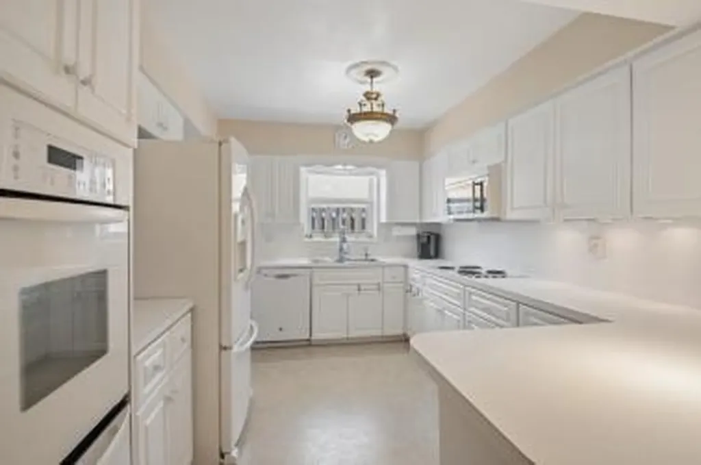611 SE 11th Street Pompano Beach FL 33060