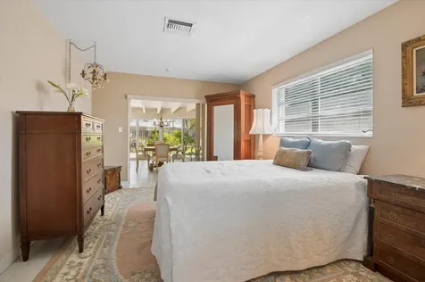 611 SE 11th Street Pompano Beach FL 33060