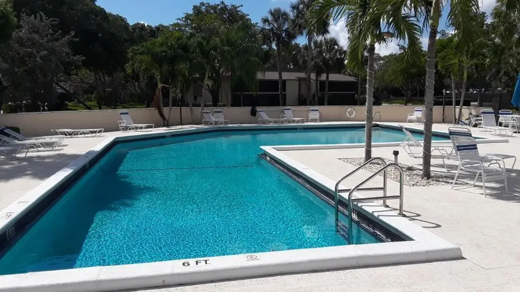 297 Deer Creek Boulevard Deerfield Beach FL 33442