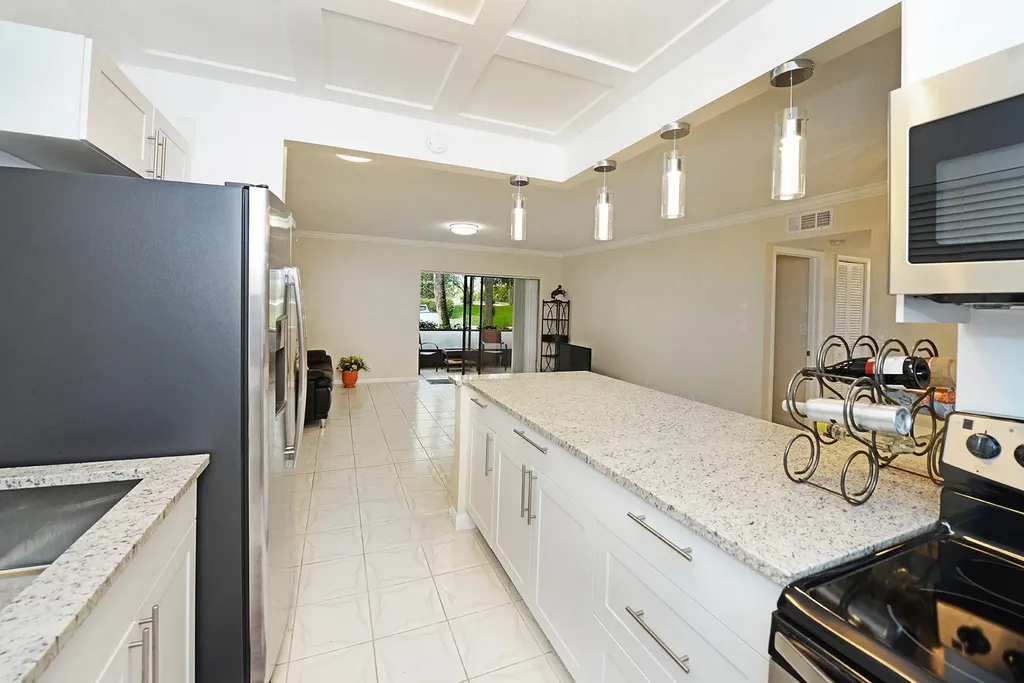 297 Deer Creek Boulevard Deerfield Beach FL 33442
