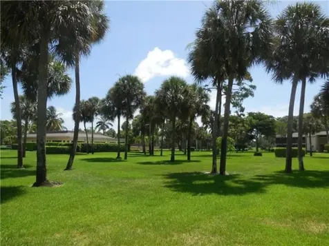 297 Deer Creek Boulevard Deerfield Beach FL 33442