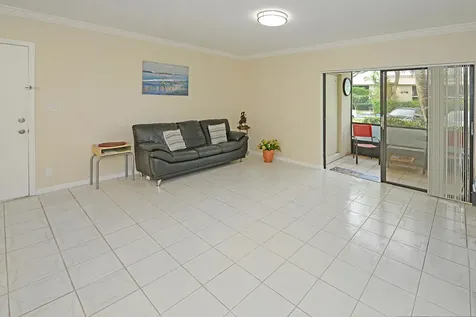 297 Deer Creek Boulevard Deerfield Beach FL 33442