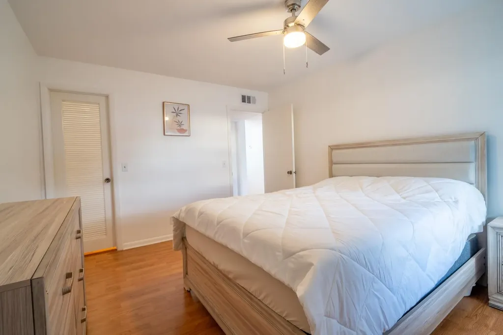 313 Burgundy G Delray Beach FL 33484