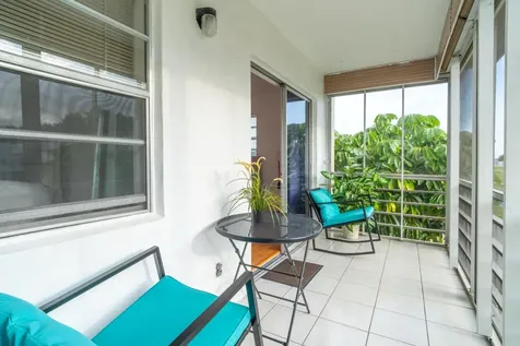 313 Burgundy G Delray Beach FL 33484