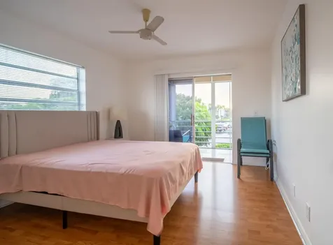 313 Burgundy G Delray Beach FL 33484