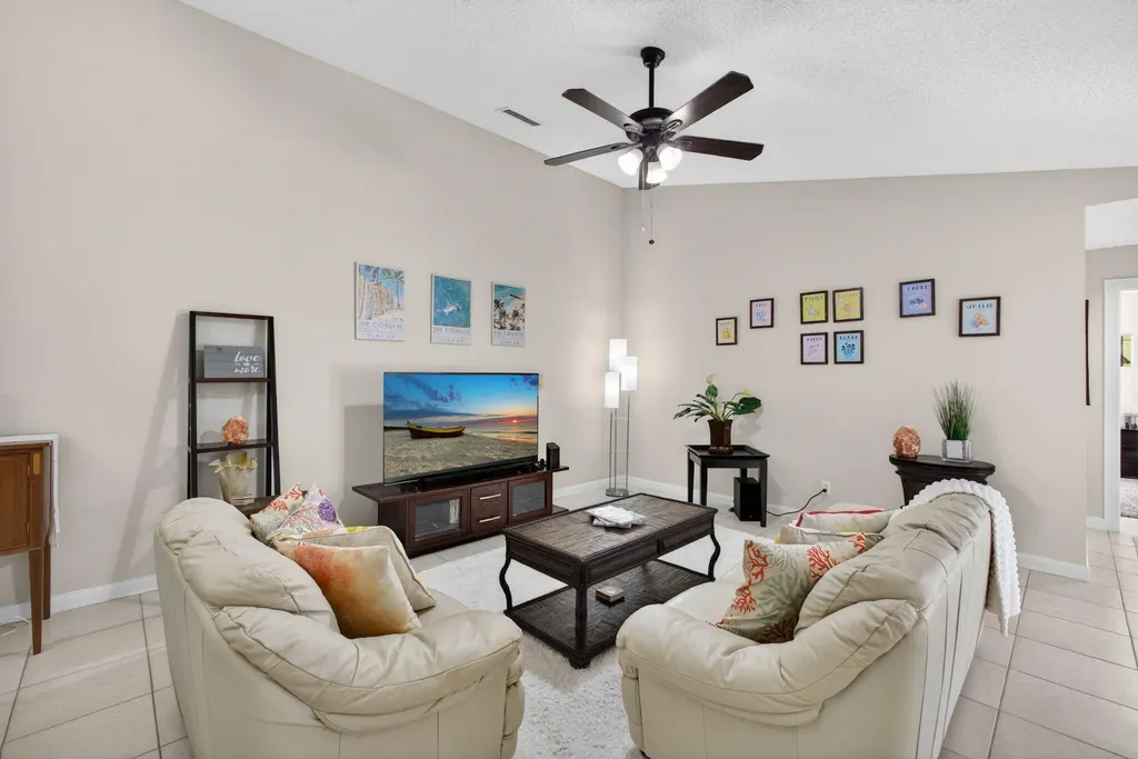 1702 Silverleaf Oak Court Palm Beach Gardens FL 33410