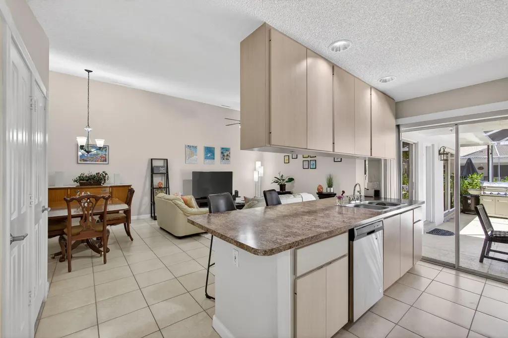 1702 Silverleaf Oak Court Palm Beach Gardens FL 33410