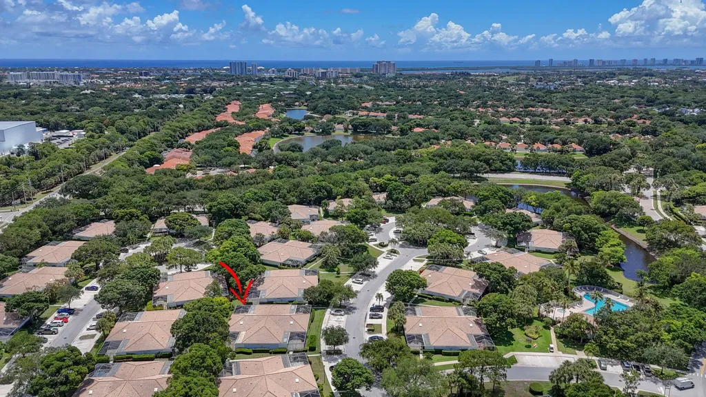 1702 Silverleaf Oak Court Palm Beach Gardens FL 33410