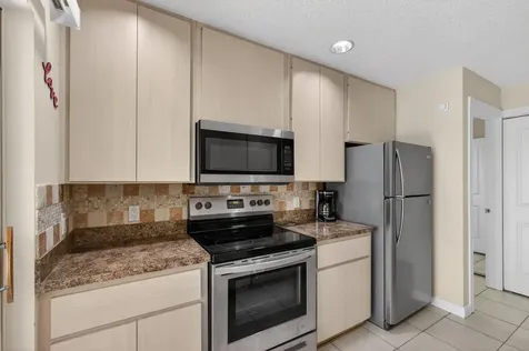 1702 Silverleaf Oak Court Palm Beach Gardens FL 33410