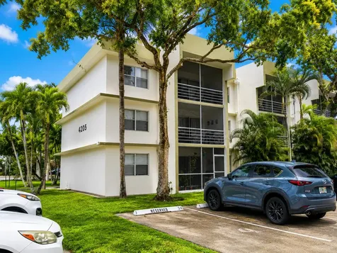 4205 N University Drive Sunrise FL 33351