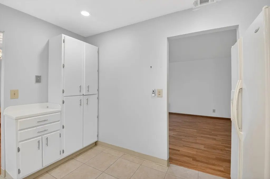 6068 Vía Diana Delray Beach FL 33484