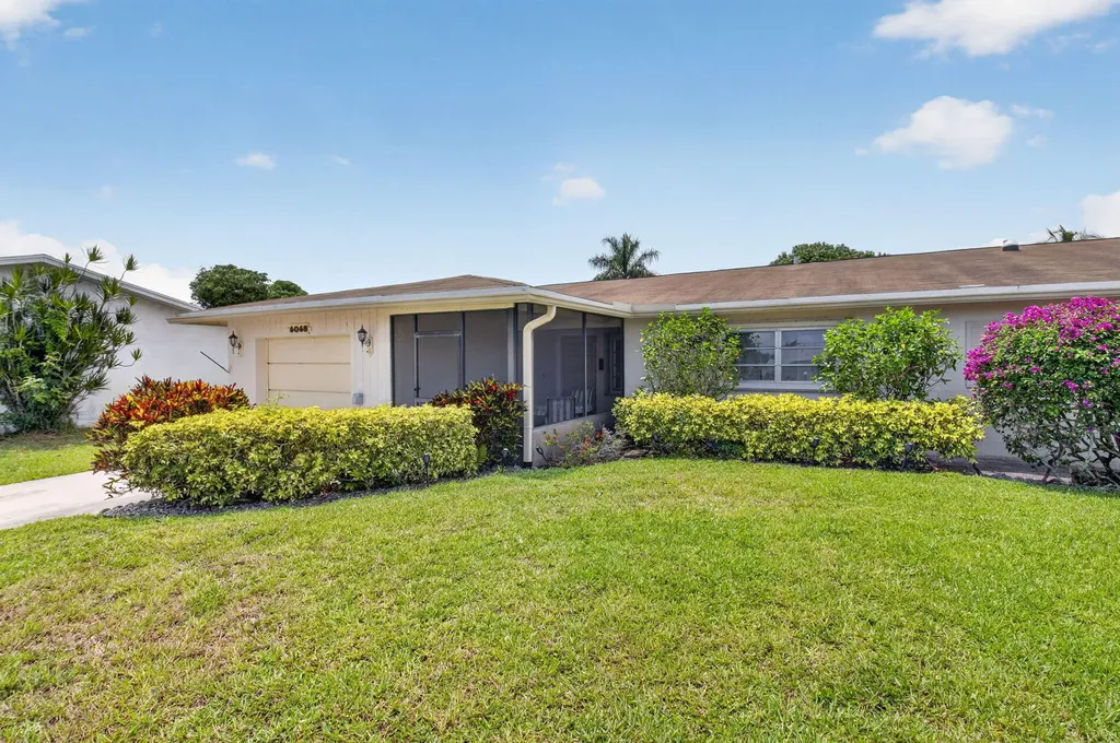 6068 Vía Diana Delray Beach FL 33484