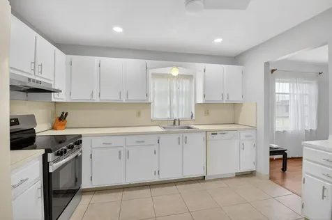 6068 Vía Diana Delray Beach FL 33484