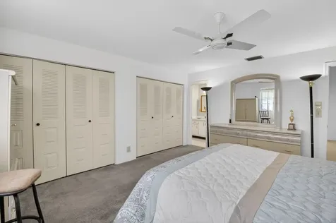 6068 Vía Diana Delray Beach FL 33484