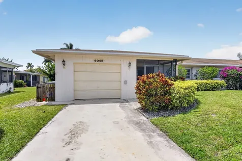 6068 Vía Diana Delray Beach FL 33484
