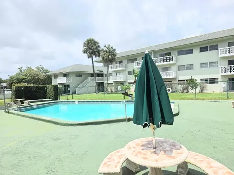 4200 NW 3rd Court Plantation FL 33317