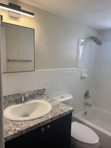 5811 NW 17th Place Sunrise FL 33313