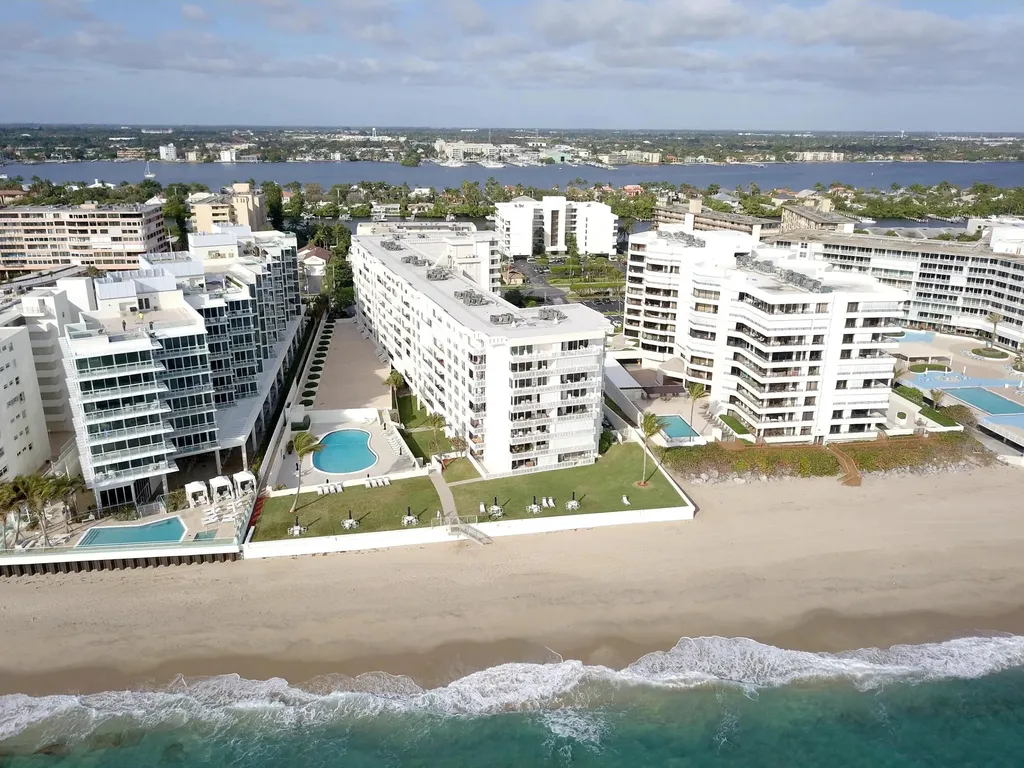 3570 S Ocean Boulevard South Palm Beach FL 33480