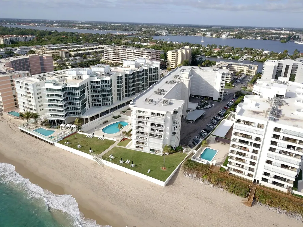 3570 S Ocean Boulevard South Palm Beach FL 33480