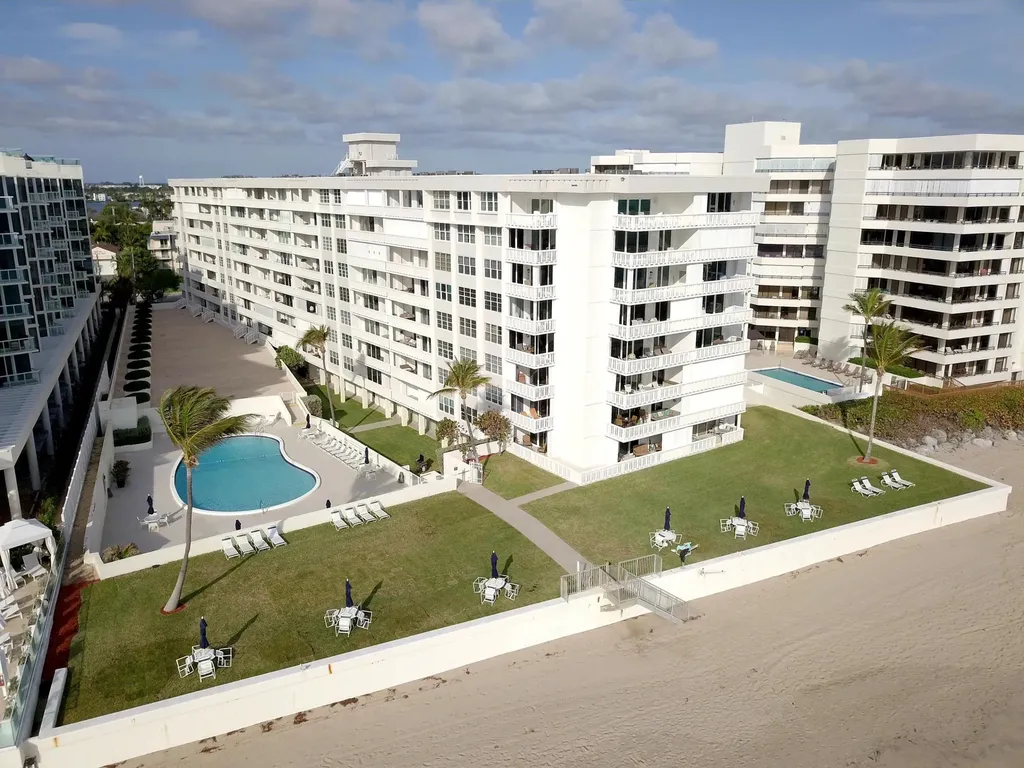 3570 S Ocean Boulevard South Palm Beach FL 33480