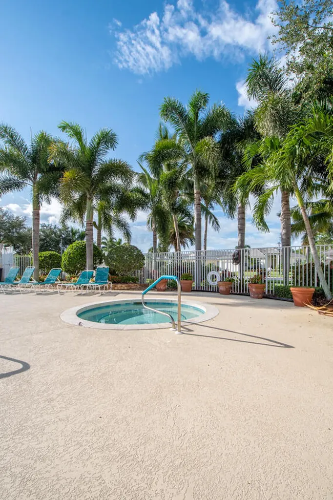 472 SW Talquin Lane Port St Lucie FL 34986