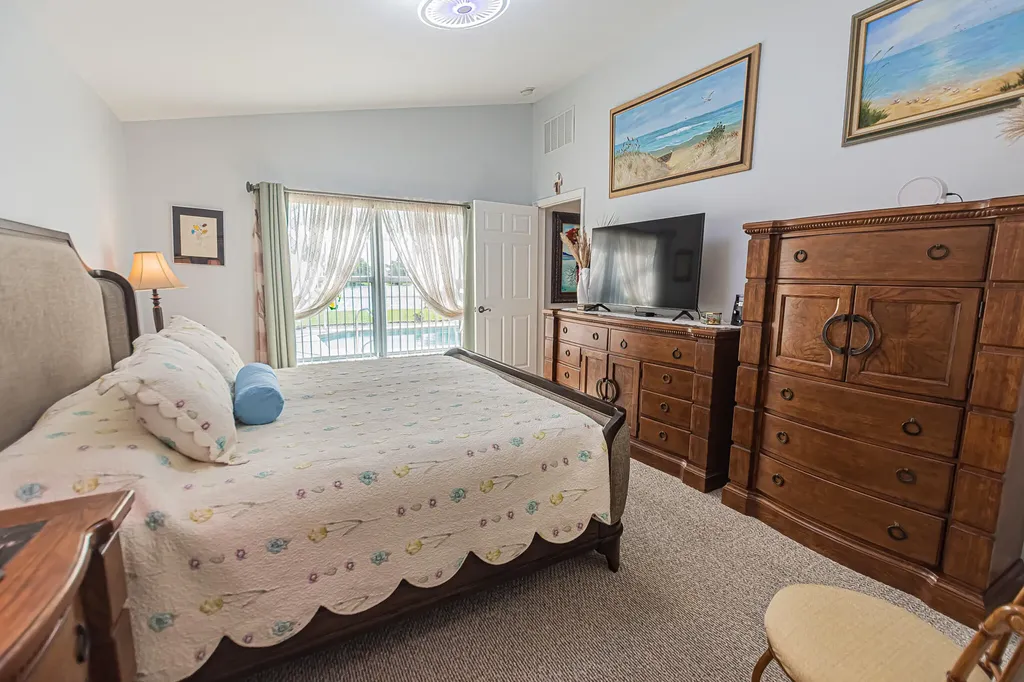 472 SW Talquin Lane Port St Lucie FL 34986
