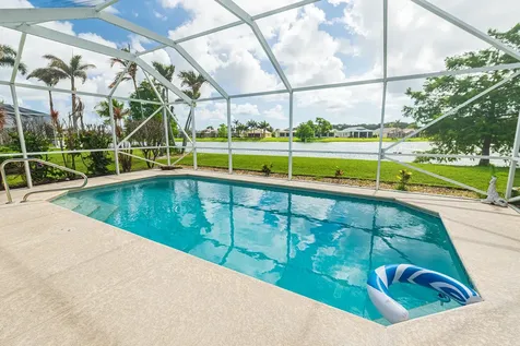 472 SW Talquin Lane Port St Lucie FL 34986