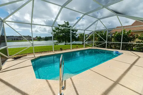 472 SW Talquin Lane Port St Lucie FL 34986