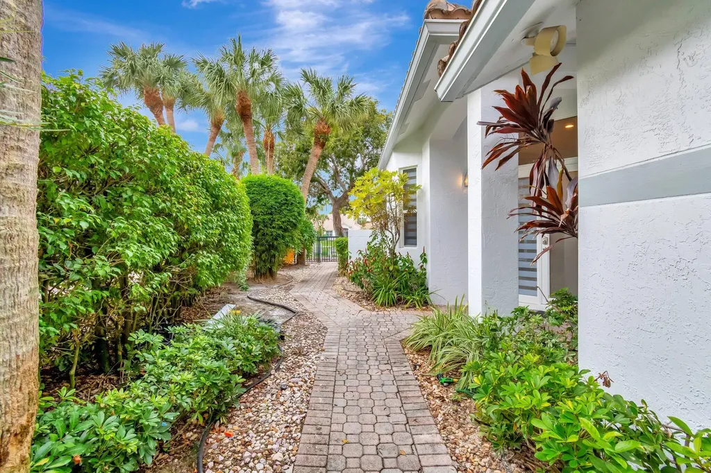 2213 NW 62nd Drive Boca Raton FL 33496