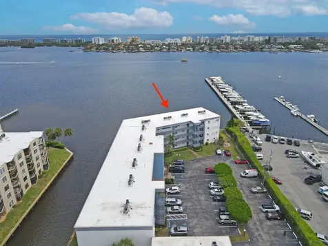 100 Waterway Drive S Lantana FL 33462