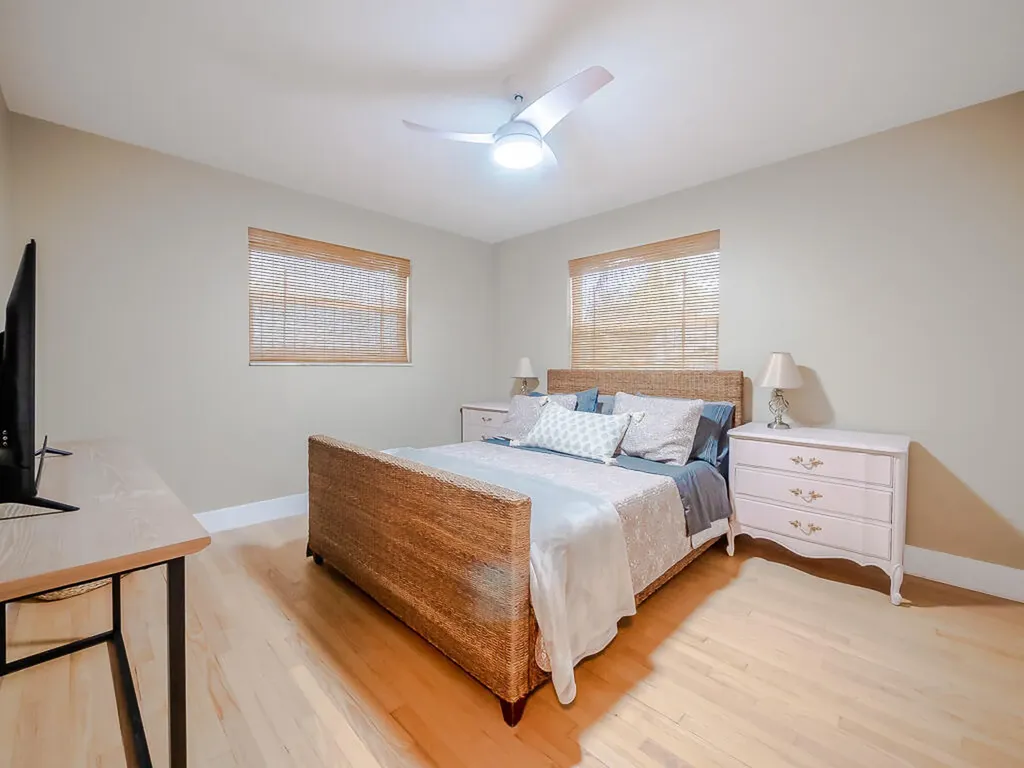 418 N Palmway Lake Worth Beach FL 33460