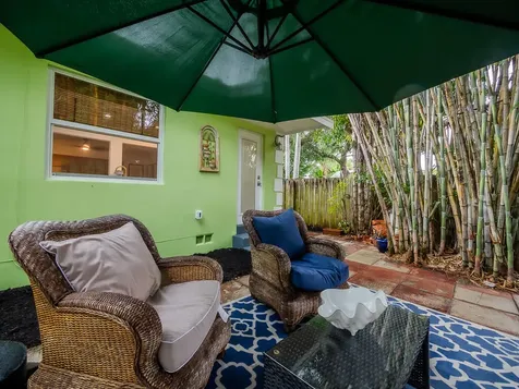 418 N Palmway Lake Worth Beach FL 33460