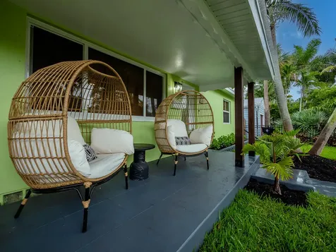 418 N Palmway Lake Worth Beach FL 33460