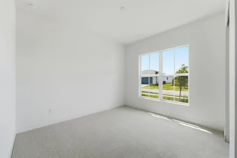 6883 68th Square Vero Beach FL 32967