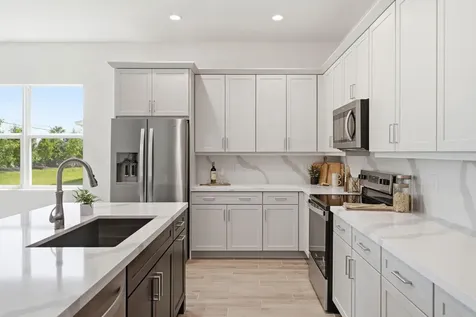 6883 68th Square Vero Beach FL 32967