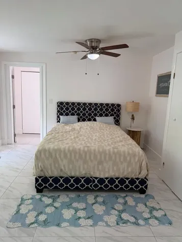 735 NE 37th Oakland Park FL 33334