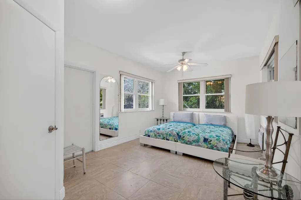 283 Imperial Lane Lauderdale By The Sea FL 33308