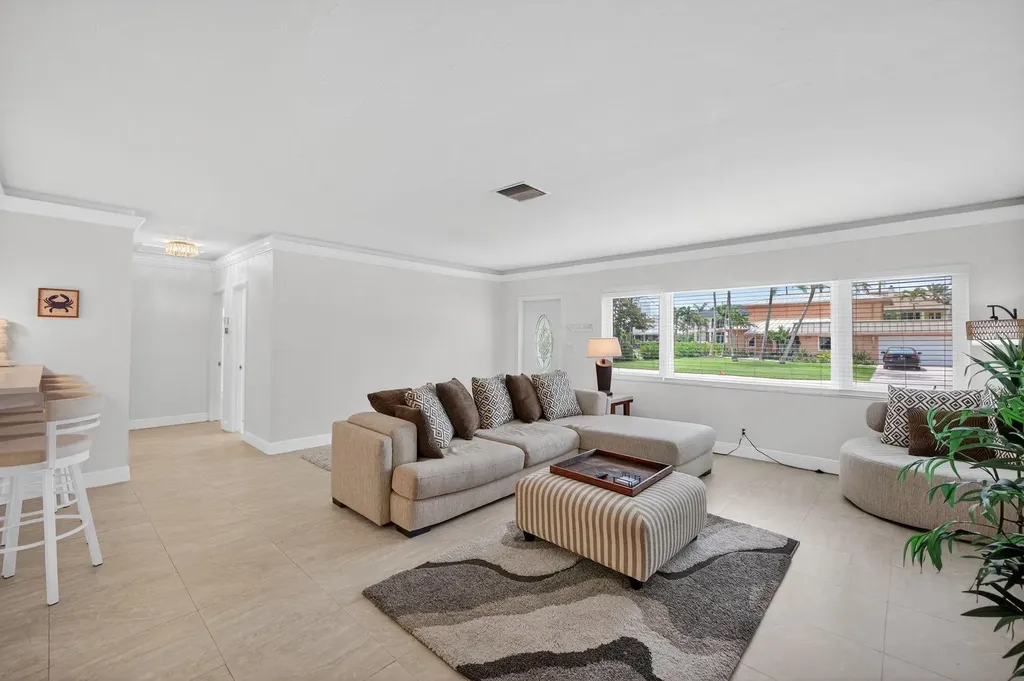 283 Imperial Lane Lauderdale By The Sea FL 33308