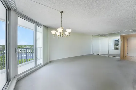 3210 S Ocean Boulevard Highland Beach FL 33487